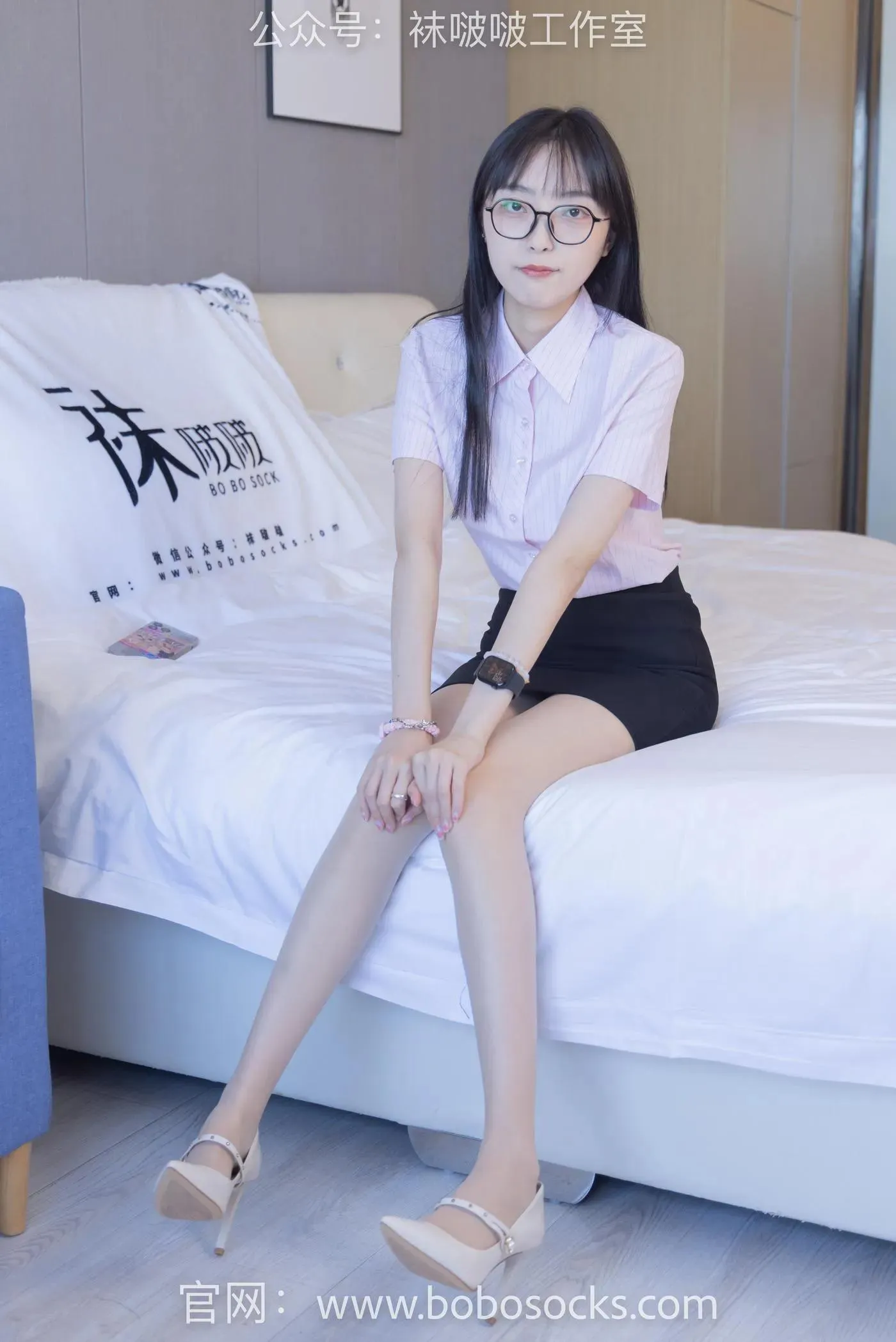 [BoBoSocks袜啵啵]NO.106 稚予-高跟鞋、肉丝 [140P]插图2